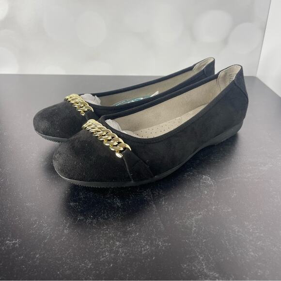 CLIFFS BY WHITE MOUNTAIN Women's Charmed Ballet Flats Black Suedette sz 9W Wide - Picture 2 of 7
